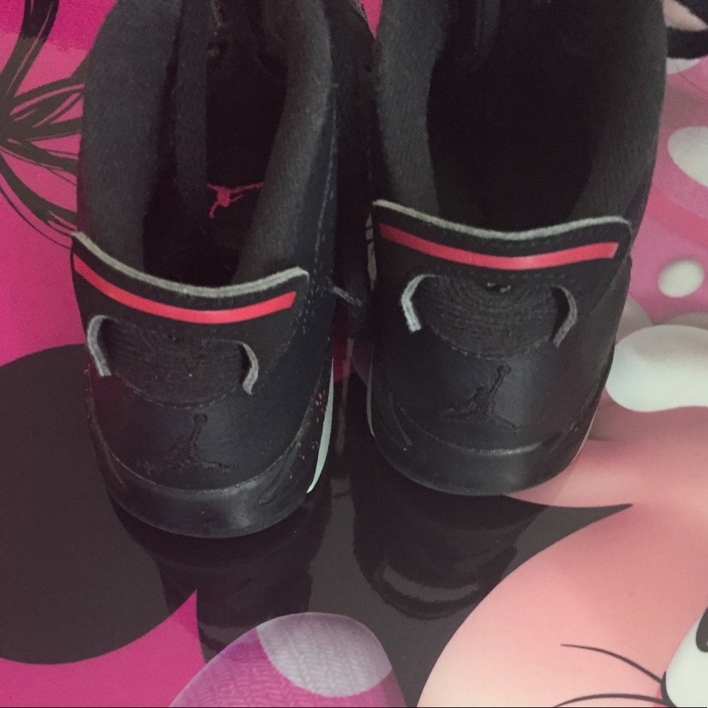Toddler girls Jordan 6